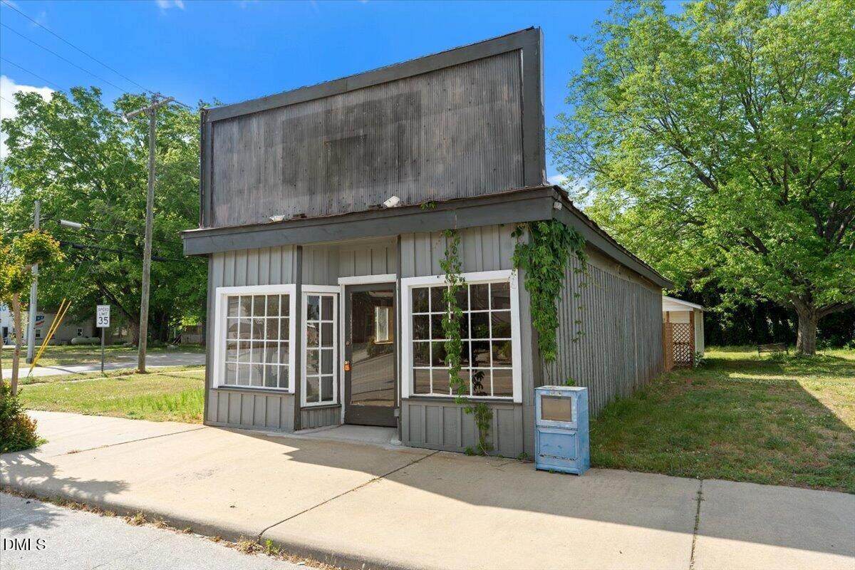 202 North Main Street - Photo 1