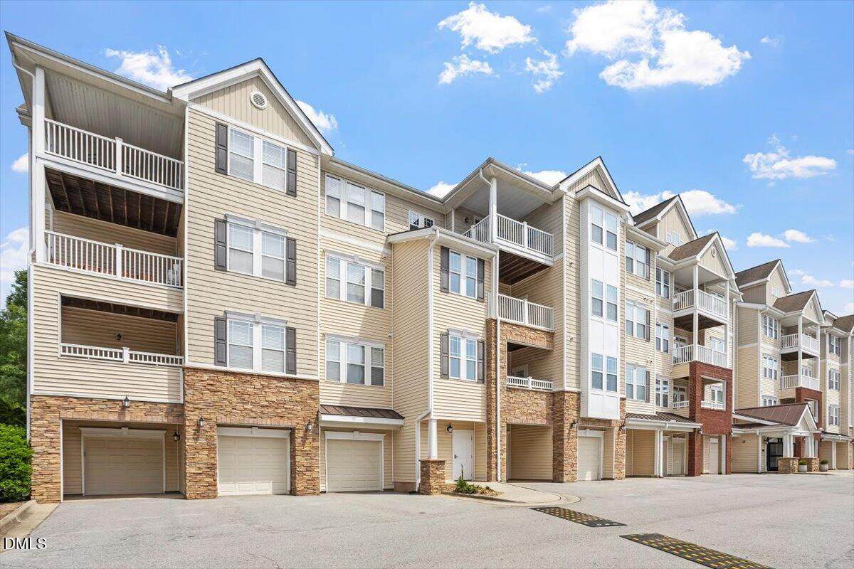 1401 Coopershill Drive - Photo 1