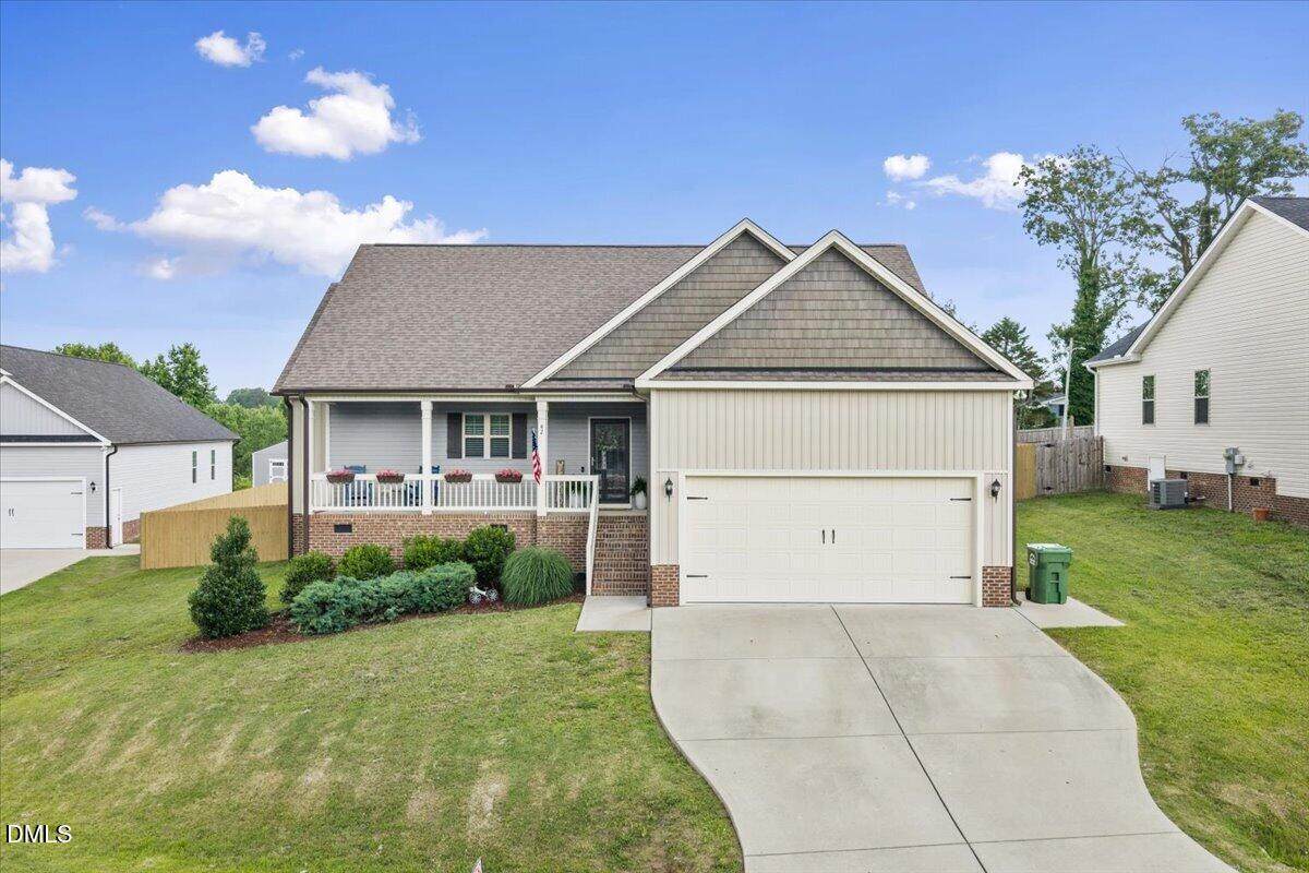 42 Blackburn Court - Photo 1