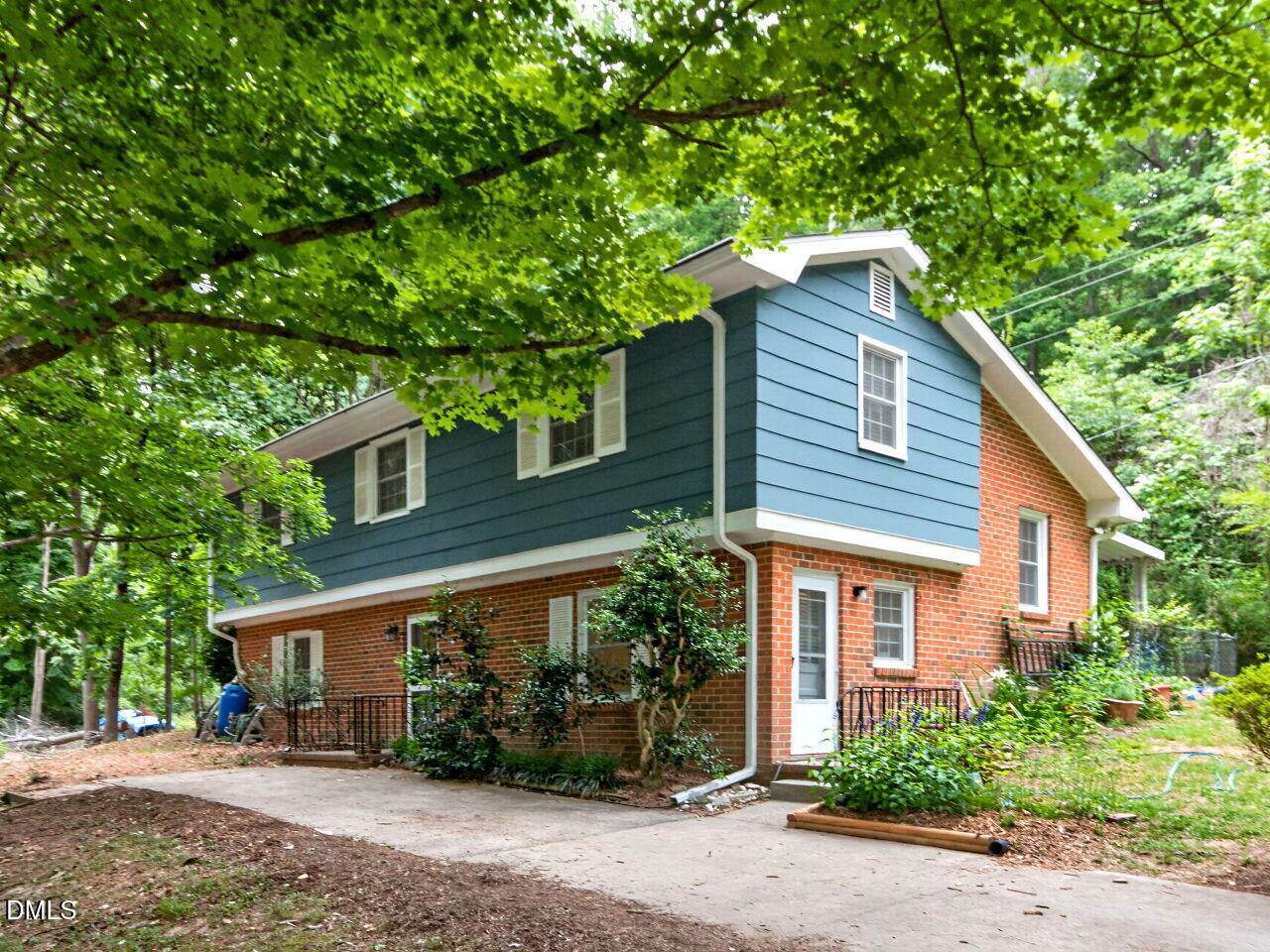 411 Yorktown Drive - Photo 1