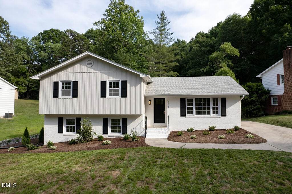 505 Forest Road - Photo 1