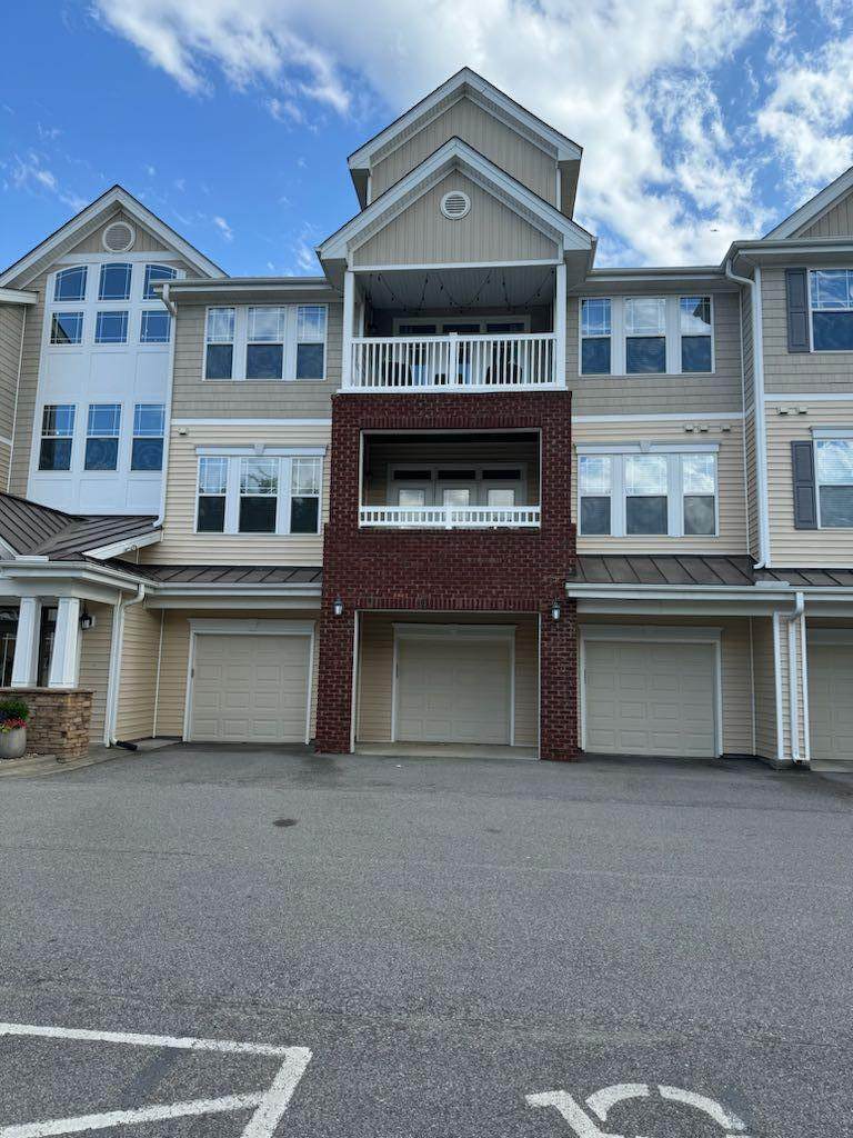 2810 Bedford Green Drive - Photo 1