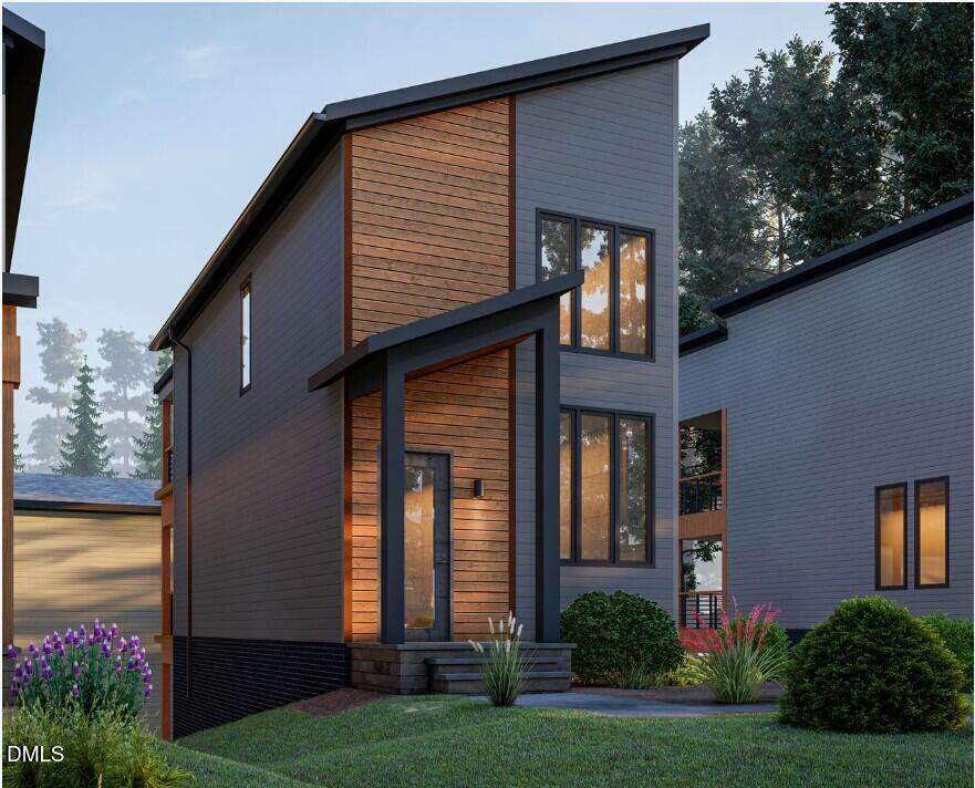 1101 Elmira Avenue - Photo 1