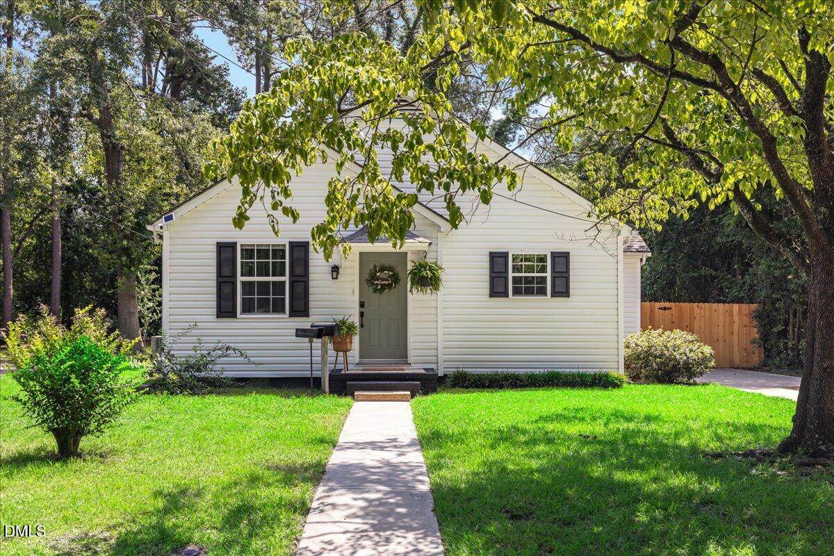 306 Audubon Avenue - Photo 1
