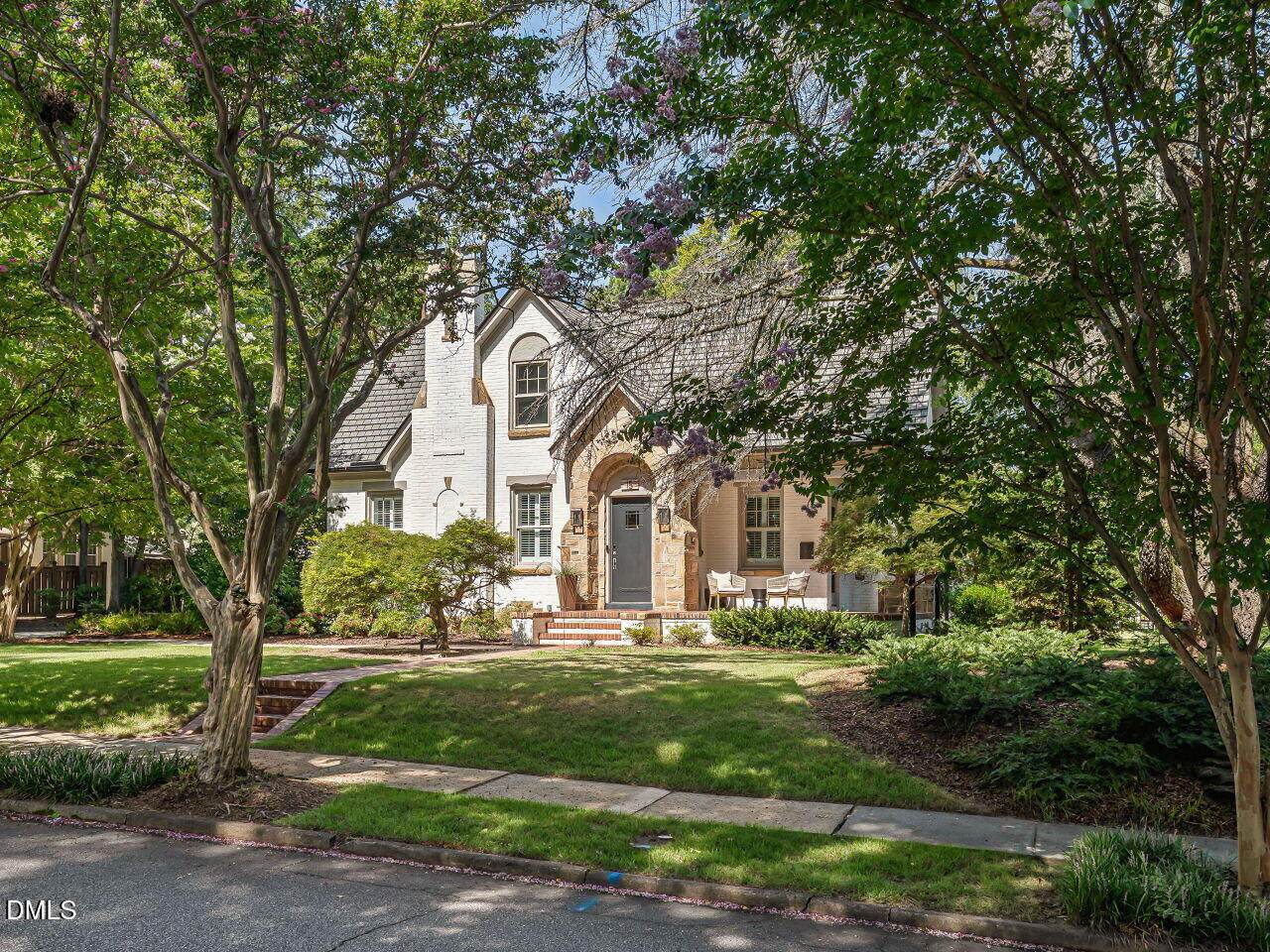 15 Henderson Street - Photo 1