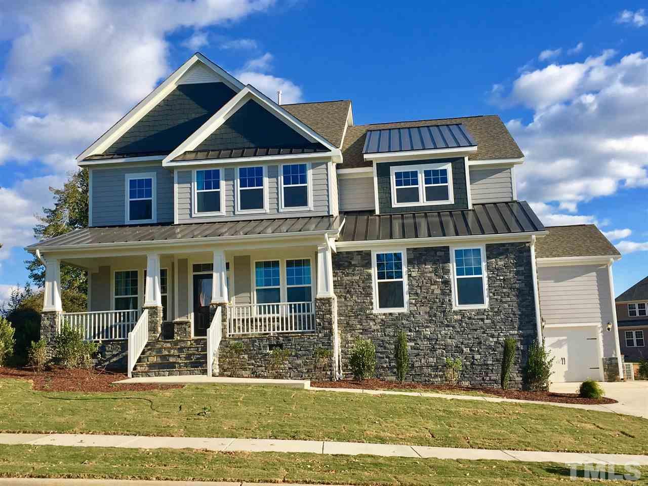 124 Lochmaddy Drive - Photo 1