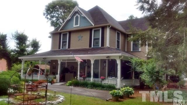 1409 Harper Avenue - Photo 1
