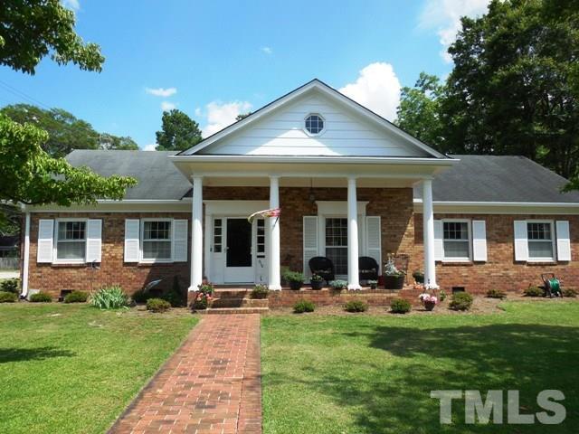 910 Orange Avenue - Photo 1