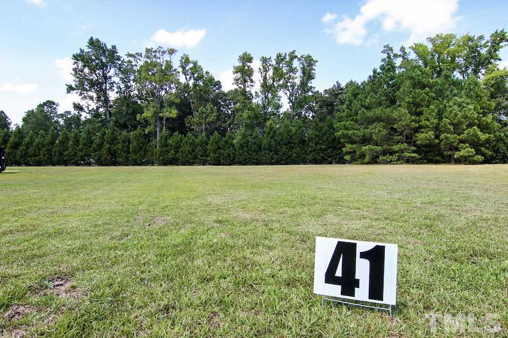 75 Fernbrook Circle - Photo 1