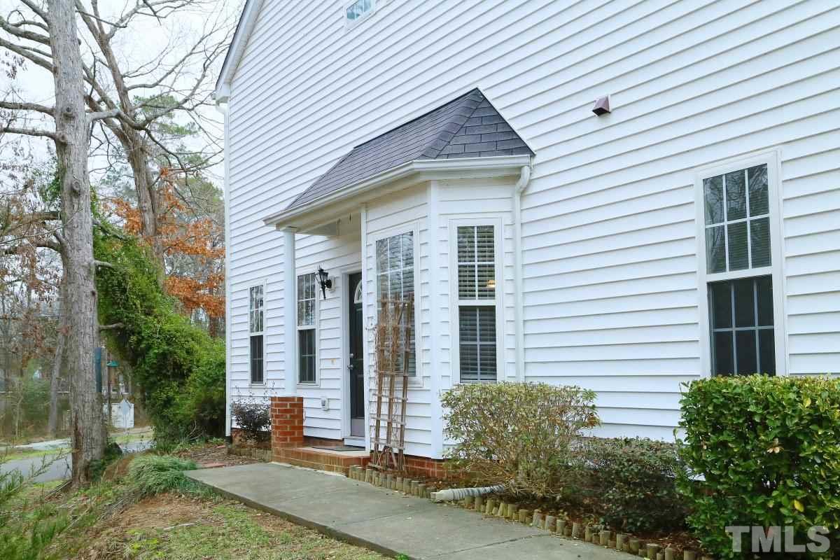 13 Moorefield Court - Photo 1