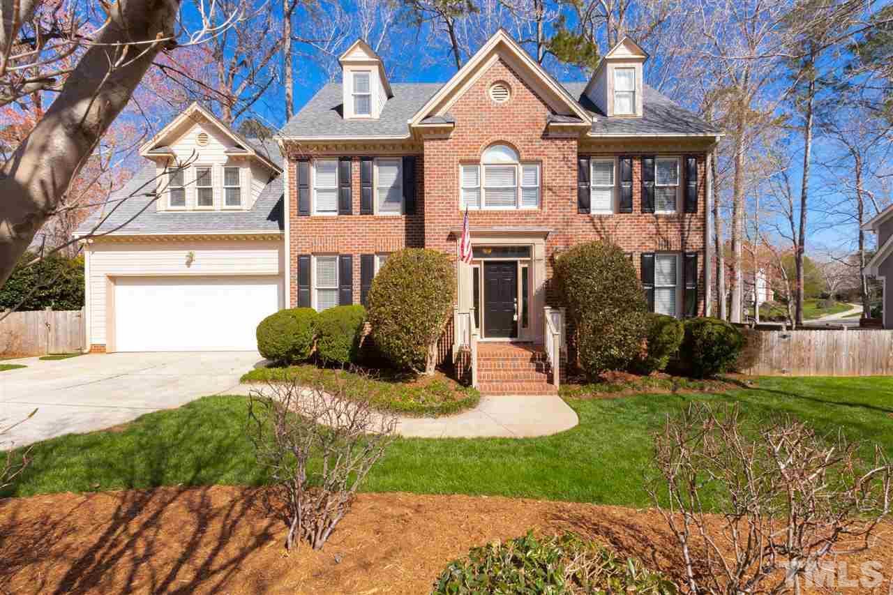 204 Bonniewood Drive - Photo 1