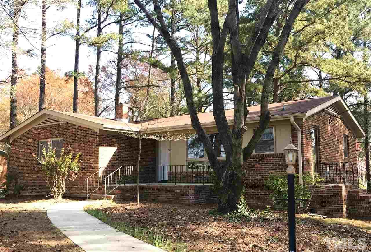 802 Crescent Drive - Photo 1