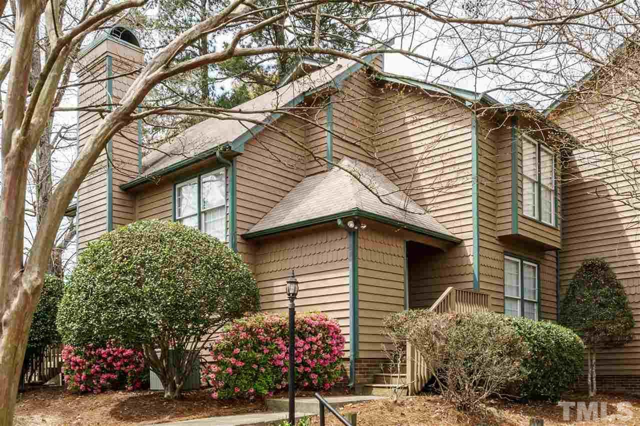 2004 Willow Hill Lane - Photo 1