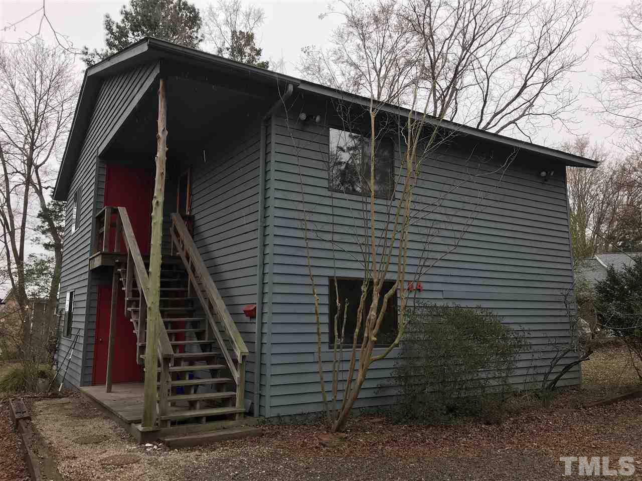 104 Pleasant Drive - Photo 1
