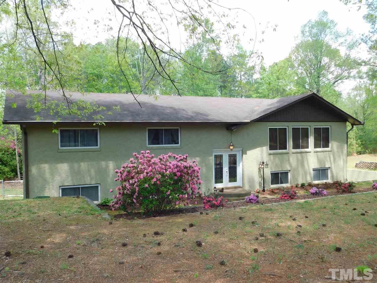 111 Cheyenne Drive - Photo 1