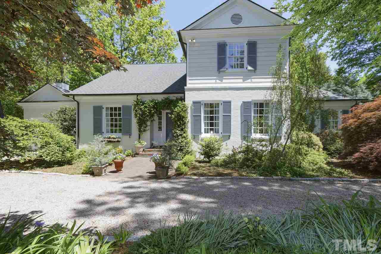 2600 London Drive - Photo 1