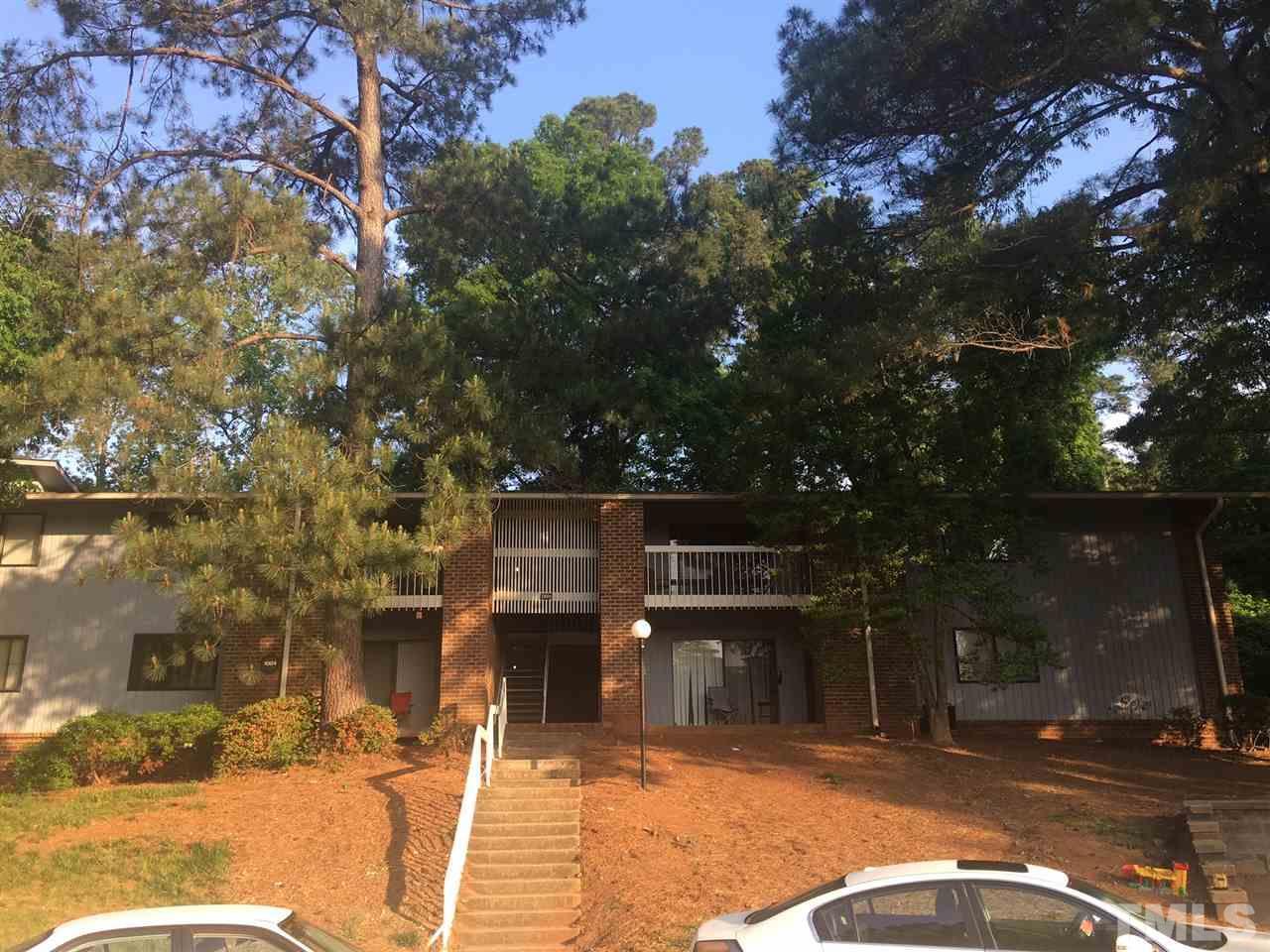 1004 Sandlin Place - Photo 1
