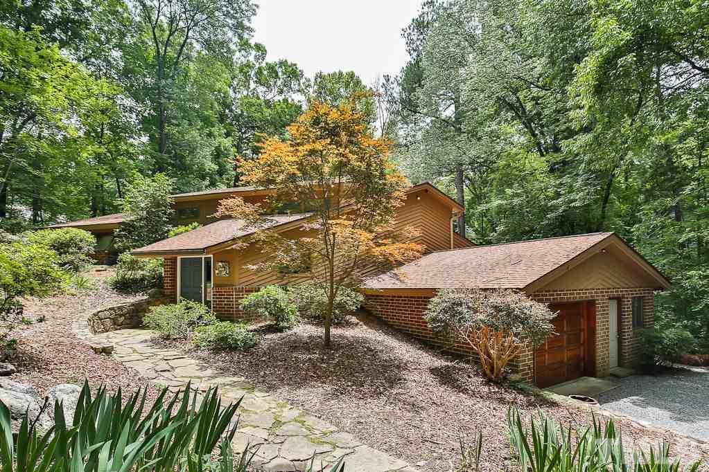 616 Bayberry Drive - Photo 1