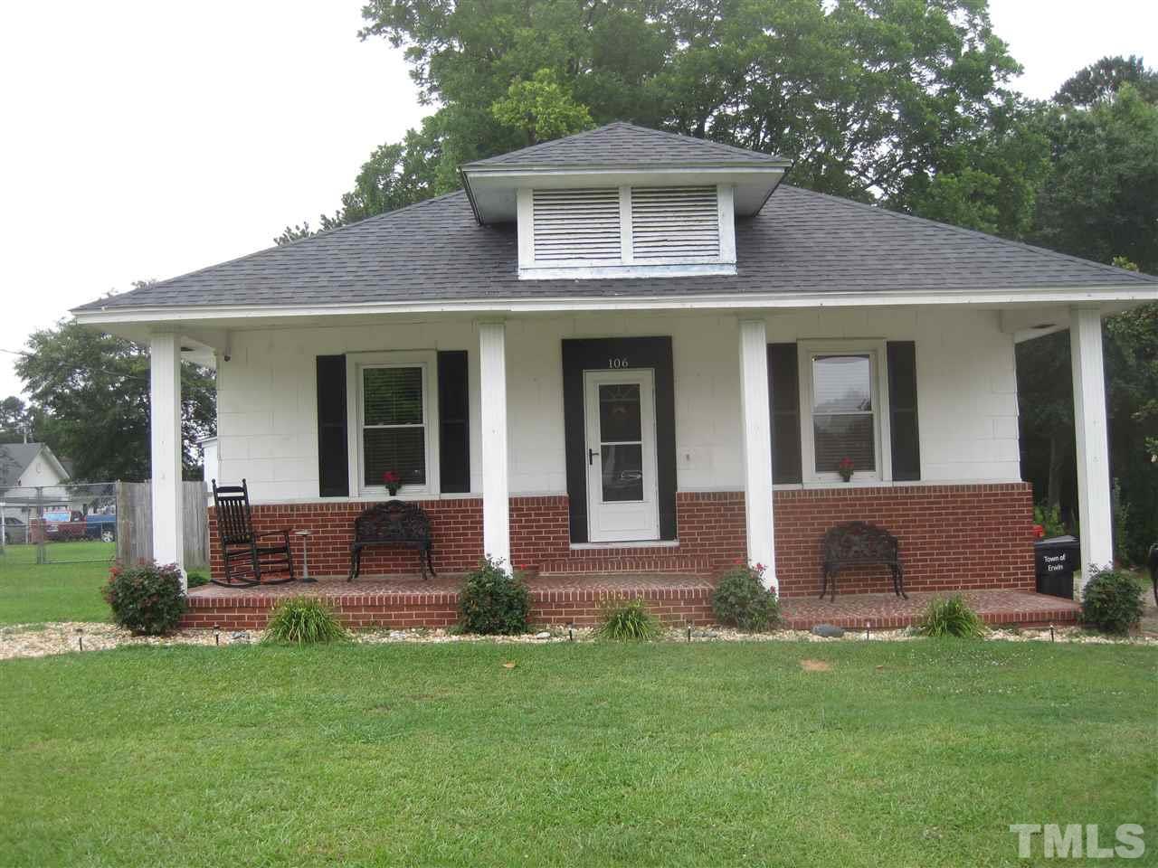 106 D Street - Photo 1
