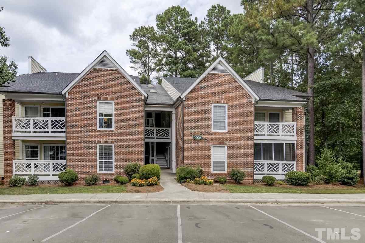 1006 Kingswood Drive - Photo 1