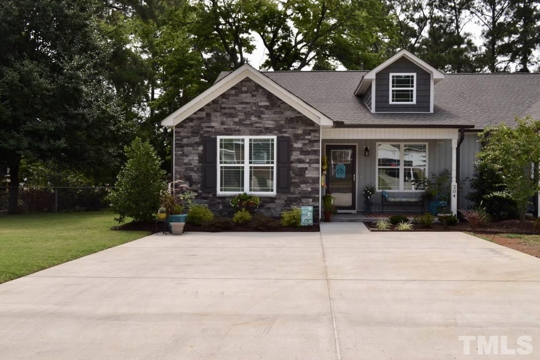 204 Mckinley Street - Photo 1