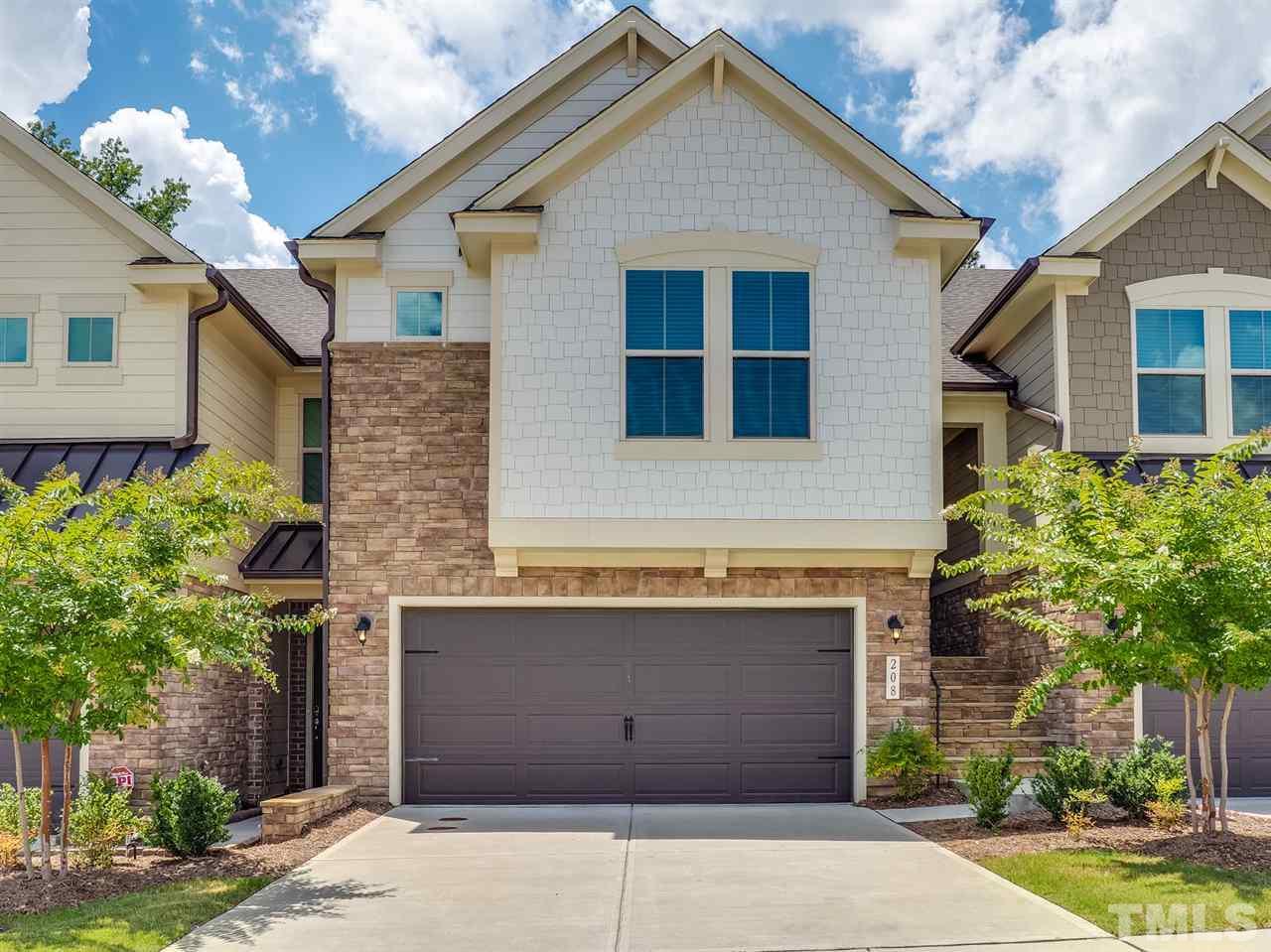 208 Alamosa Place - Photo 1