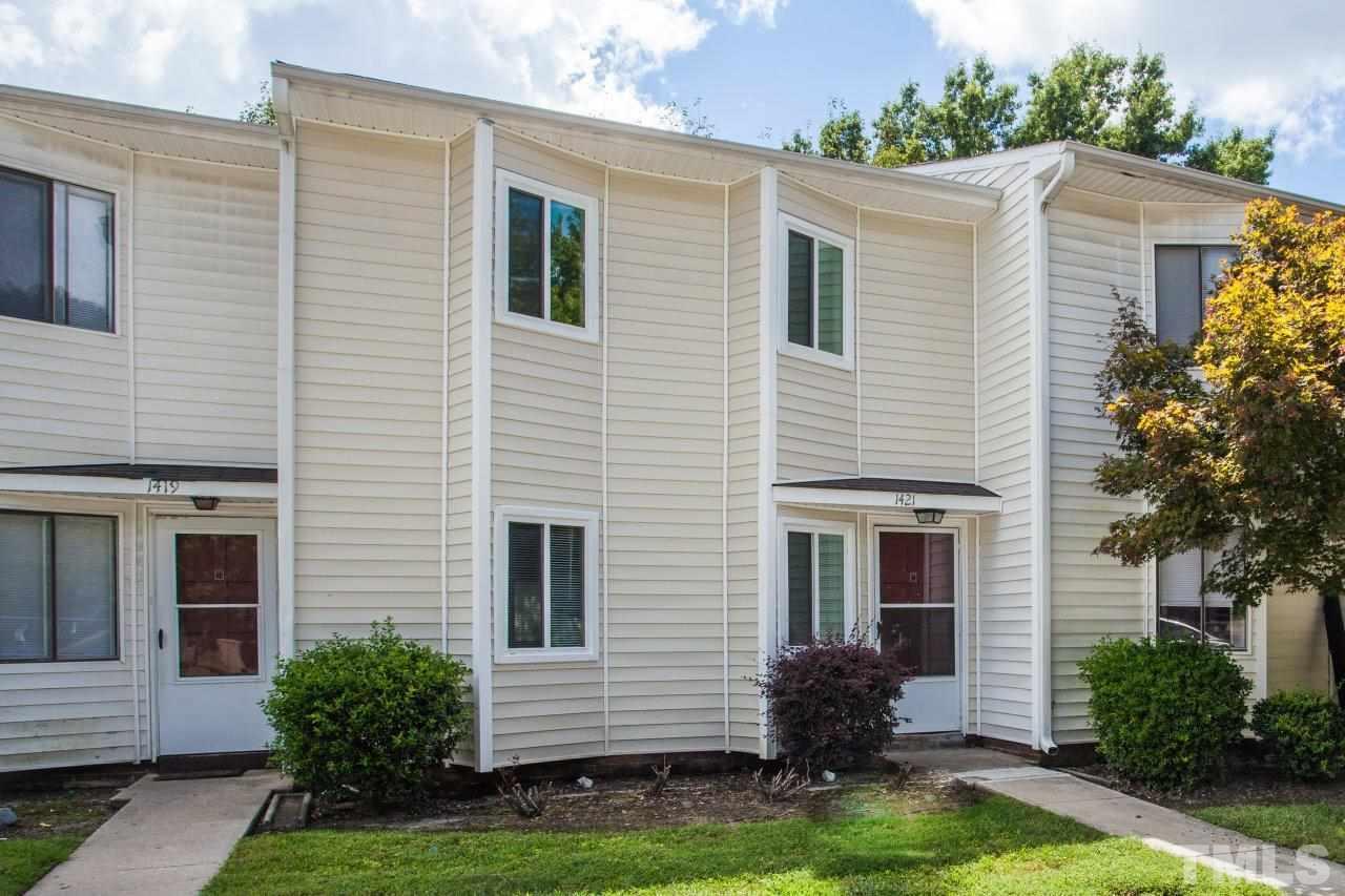 1421 Foxwood Drive - Photo 1