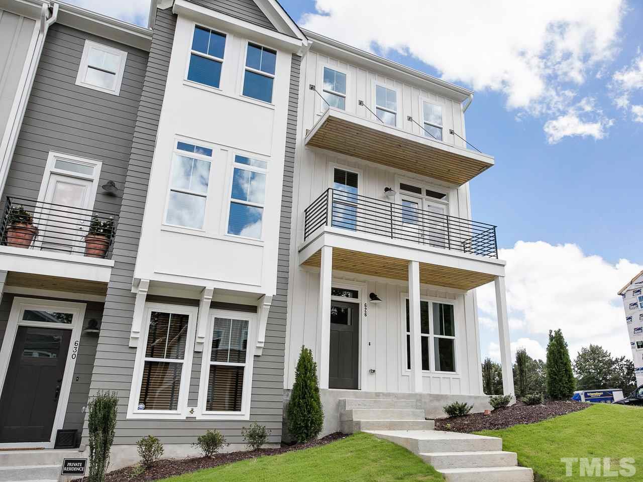 735 Peakland Place - Photo 1