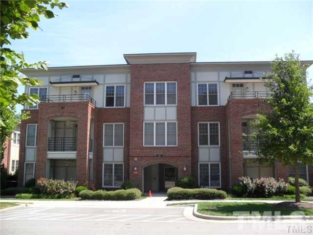 201 Finsbury Street - Photo 1