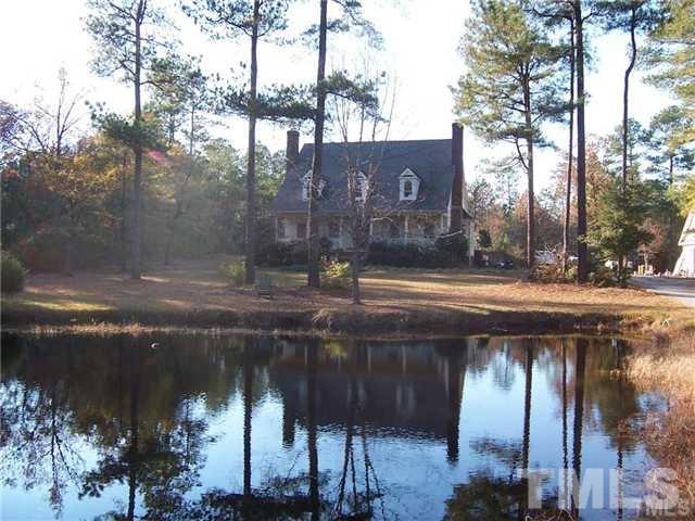 112 Walnut Drive - Photo 1