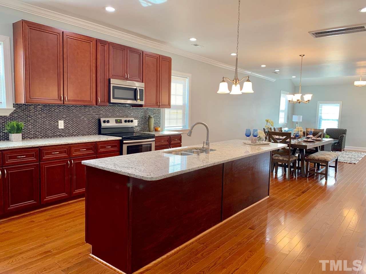 502 Hyde Park Avenue - Photo 1