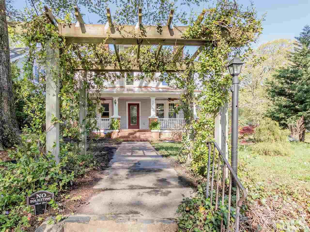 1213 Carolina Avenue - Photo 1