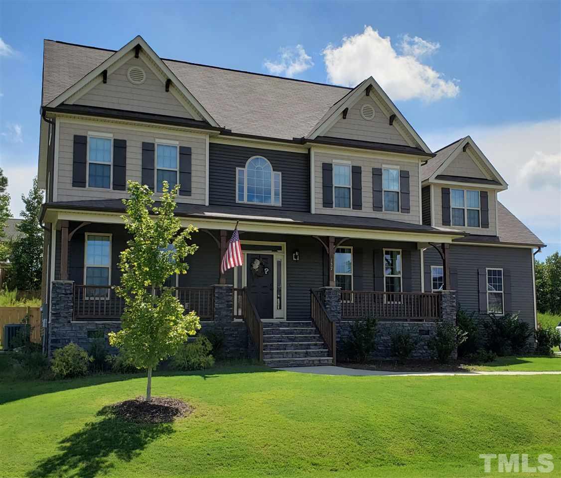 137 Tarkenton Court - Photo 1