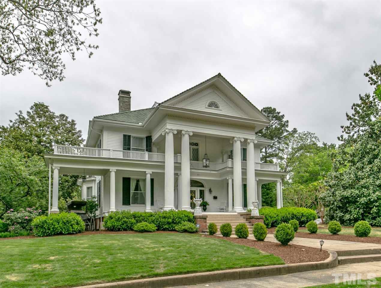 221 Gilliam Street - Photo 1