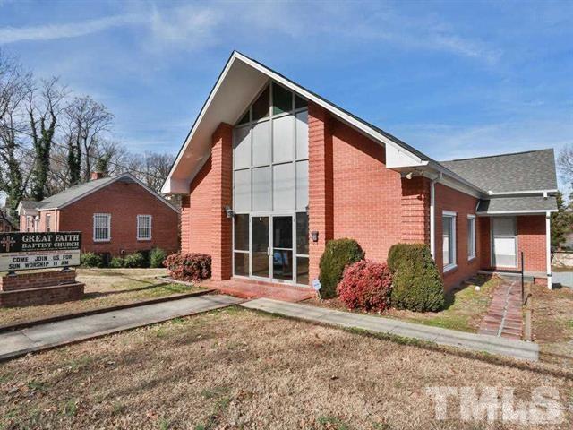 909 Camden Avenue - Photo 1