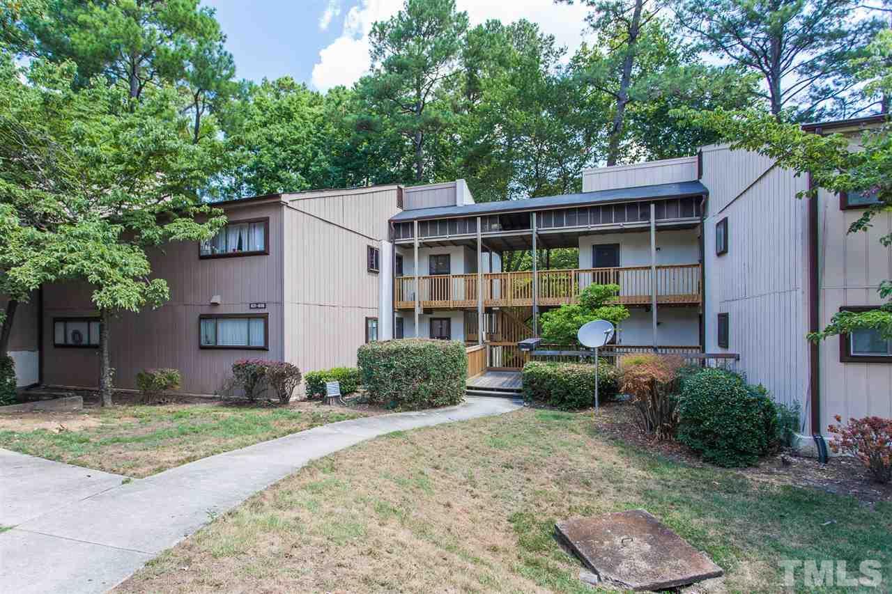 627 Pine Ridge Place - Photo 1