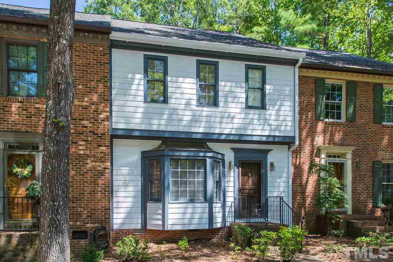 564 Weathergreen Drive - Photo 1