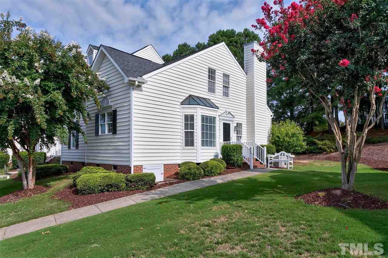 408 Knightsborough Way - Photo 1