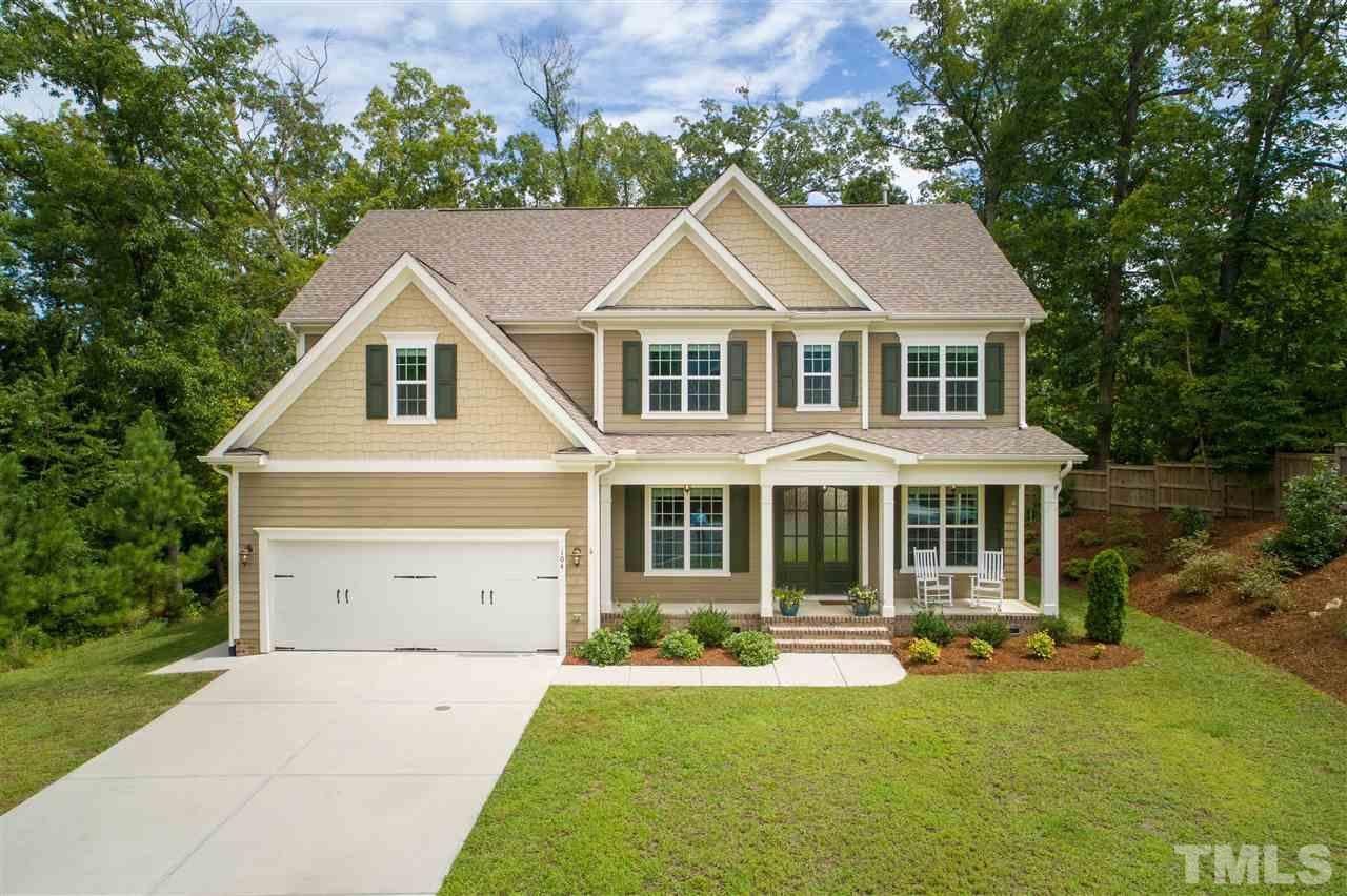 104 Montclair Way - Photo 1