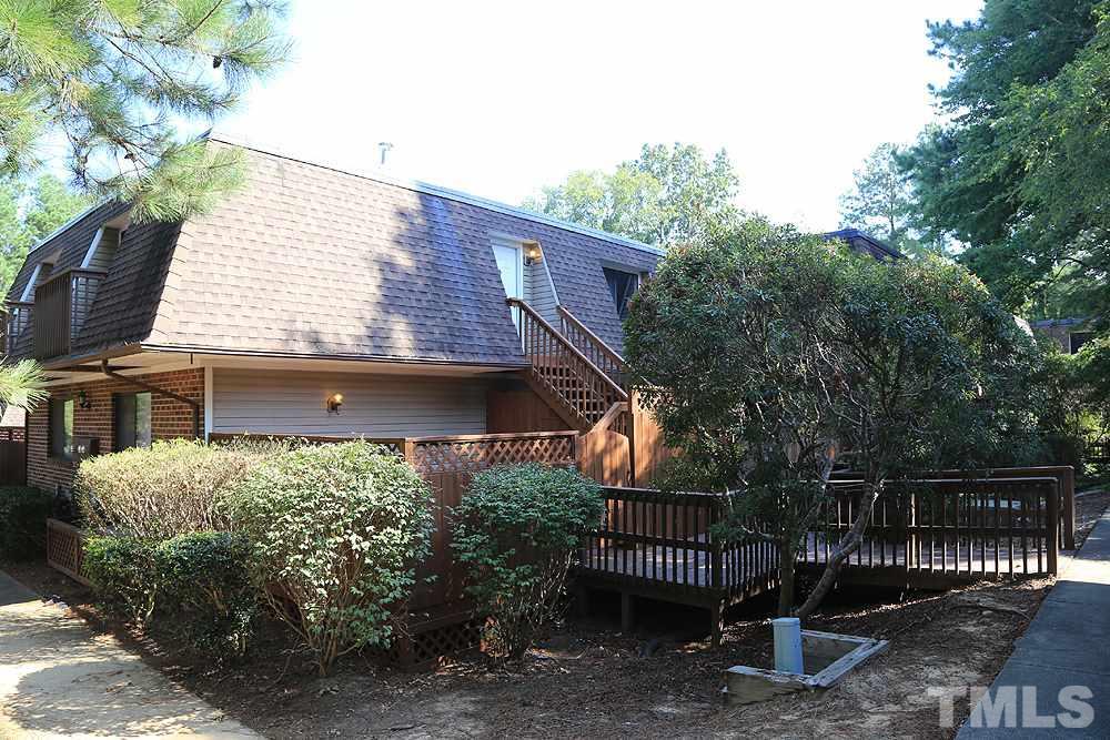 382 Summerwalk Circle - Photo 1