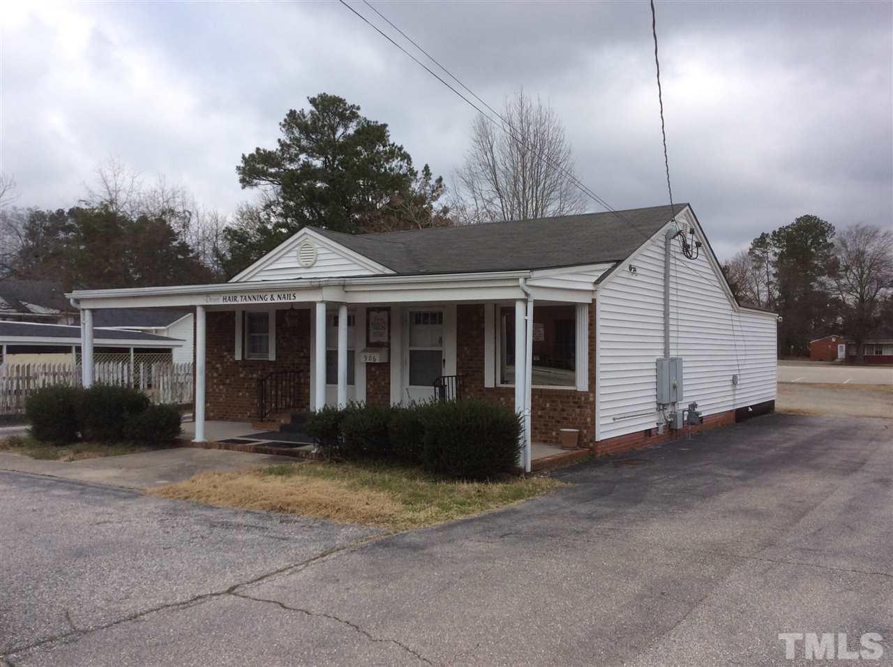 906 Broad Street - Photo 1