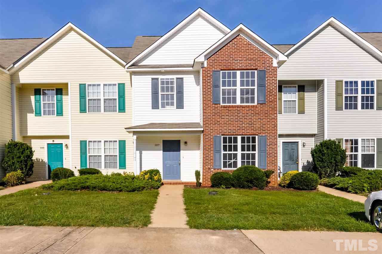 107 Blackthorne Court - Photo 1