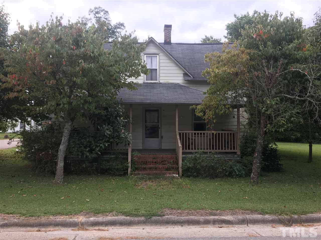 202 Saratoga Street - Photo 1