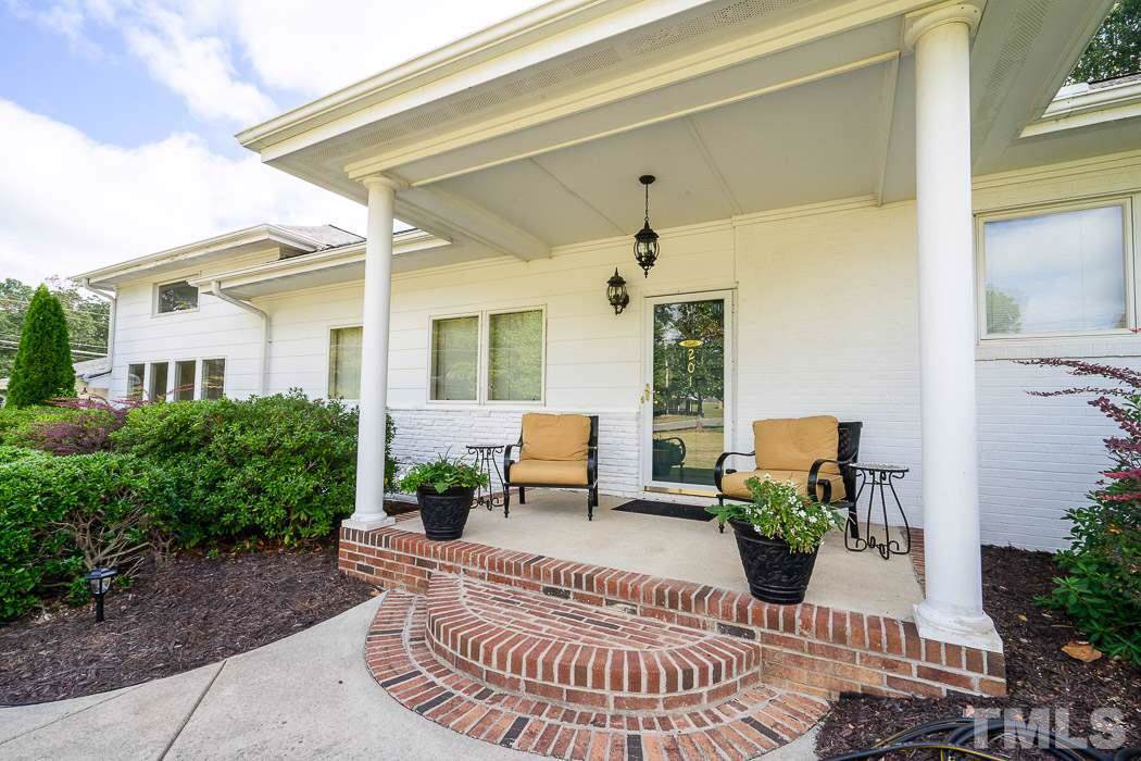 201 Lynwood Lane - Photo 1