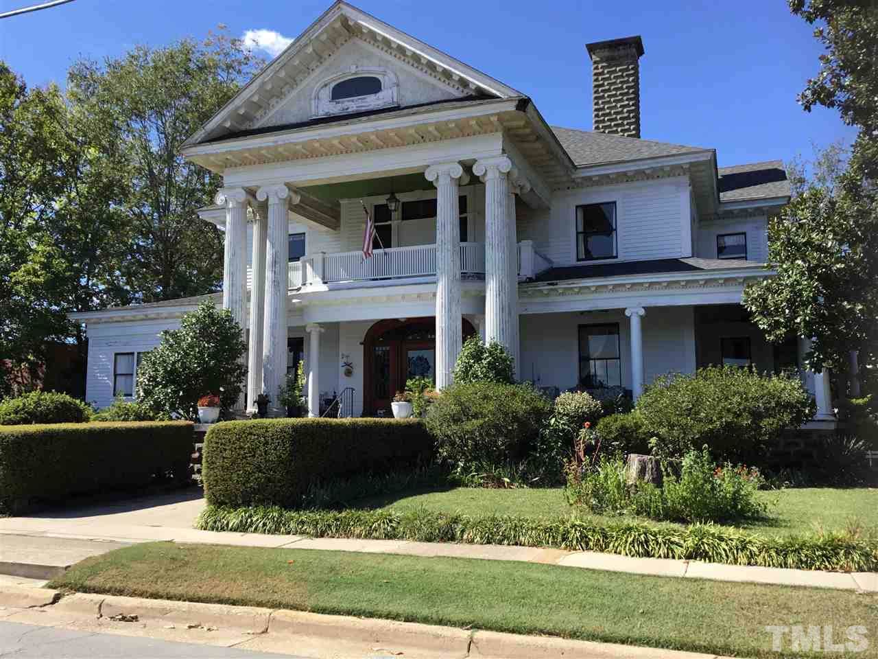 109 Railroad Street - Photo 1