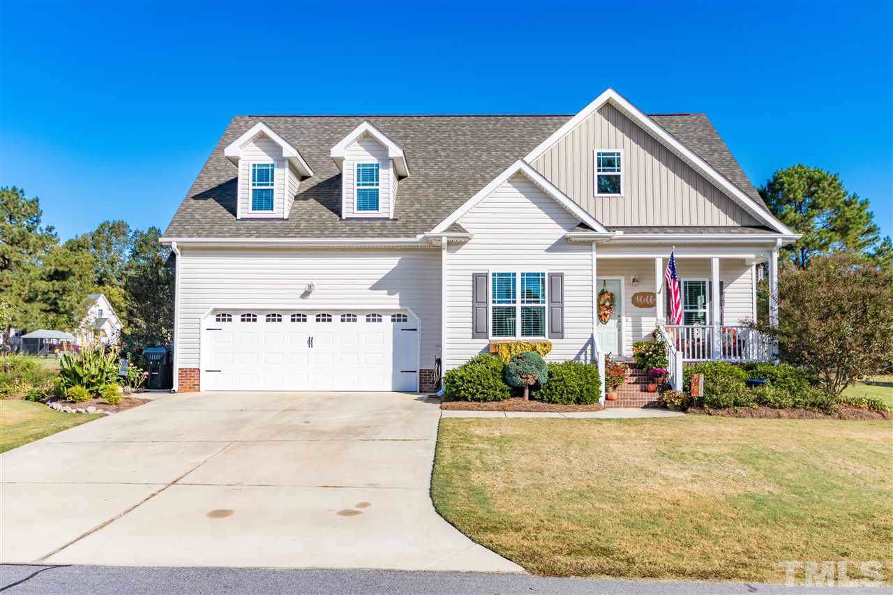 153 Windy Drive - Photo 1