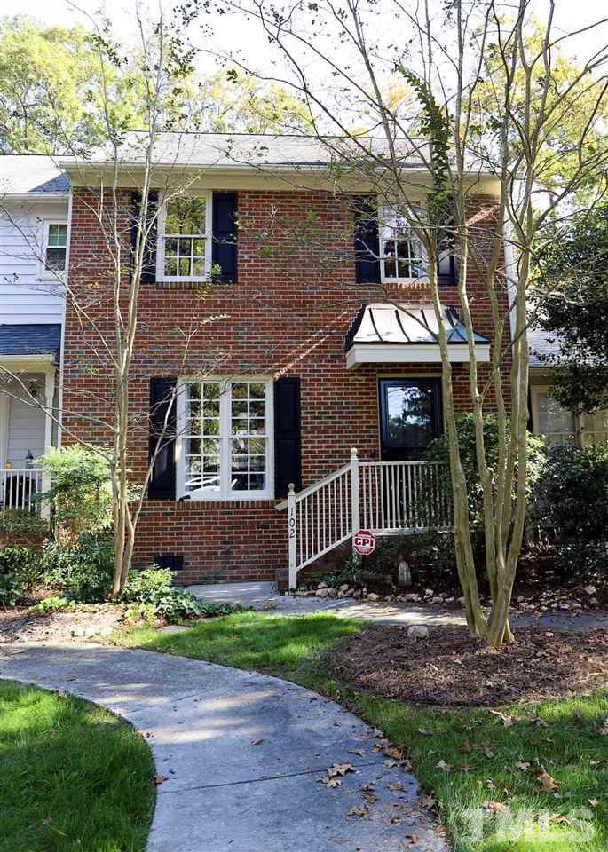 102 Sanair Court - Photo 1