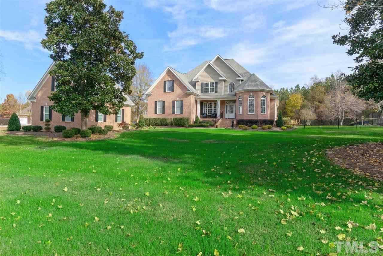 800 West Castle Court - Photo 1