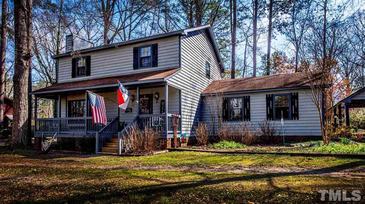 224 Candlewick Drive - Photo 1