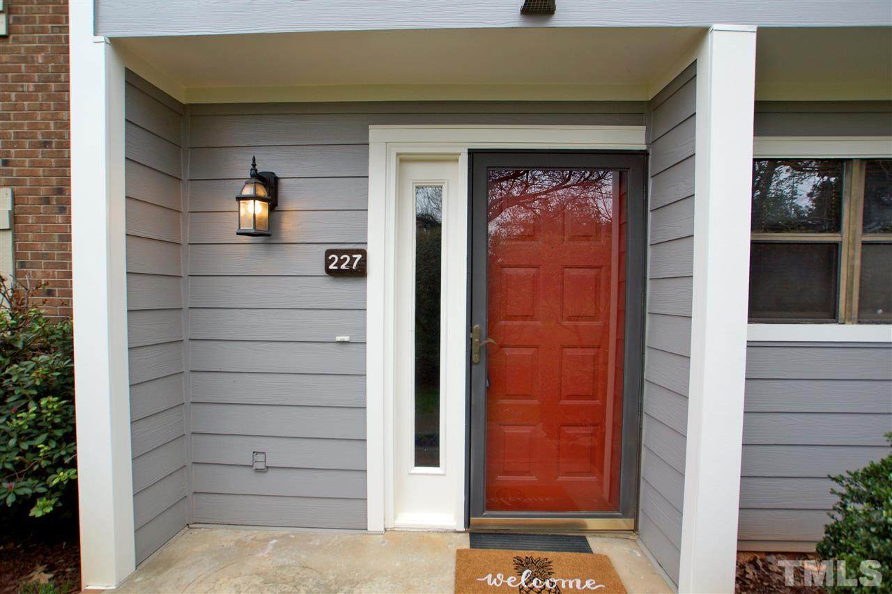 227 Clancy Circle - Photo 1